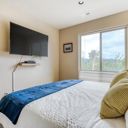 Mt Adams River View House Hood River Bagian luar foto